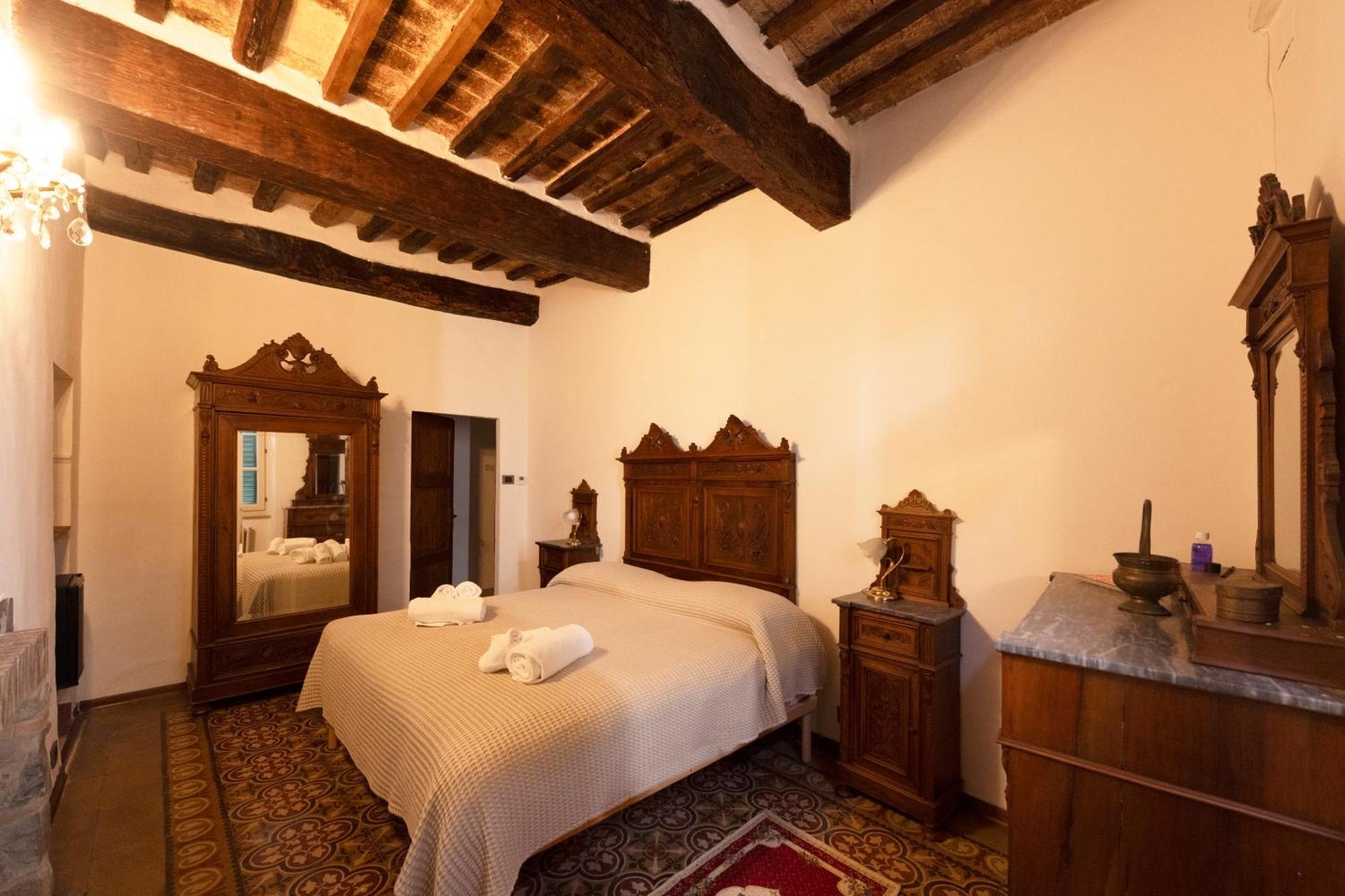 Il Palazzo Del Cardinale Bed & Breakfast Montalcino Bagian luar foto