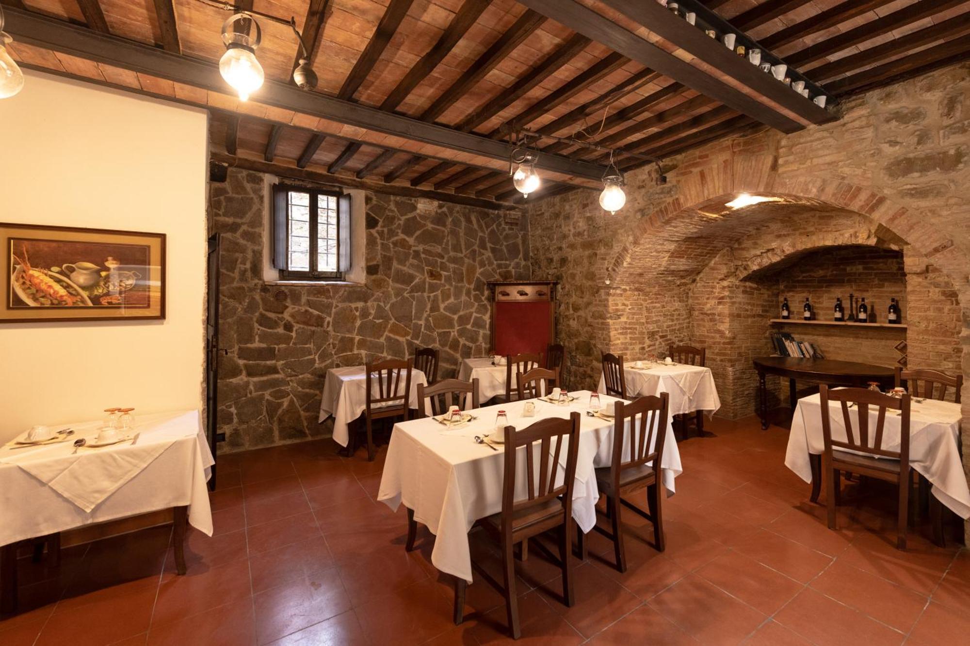Il Palazzo Del Cardinale Bed & Breakfast Montalcino Bagian luar foto