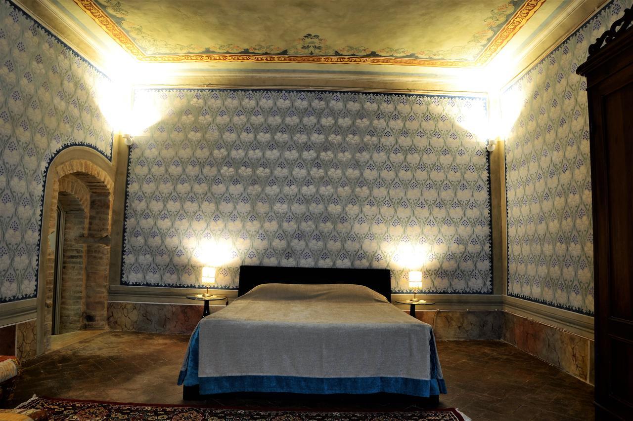 Il Palazzo Del Cardinale Bed & Breakfast Montalcino Ruang foto