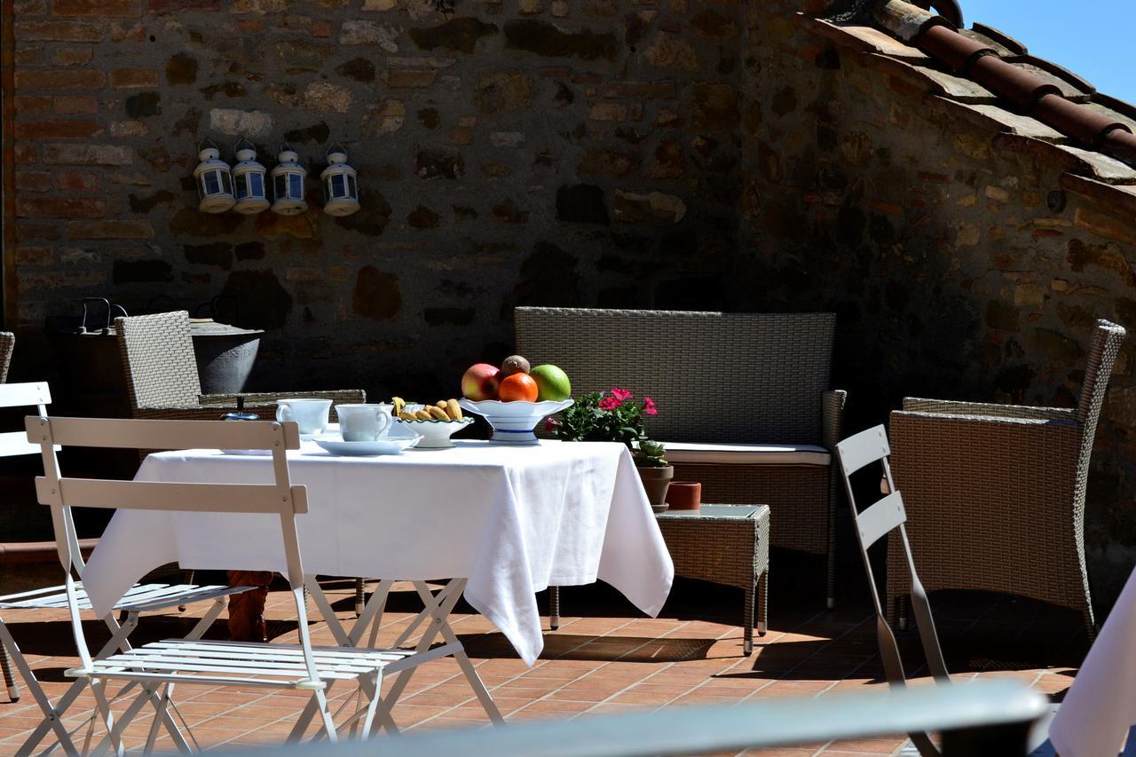 Il Palazzo Del Cardinale Bed & Breakfast Montalcino Bagian luar foto