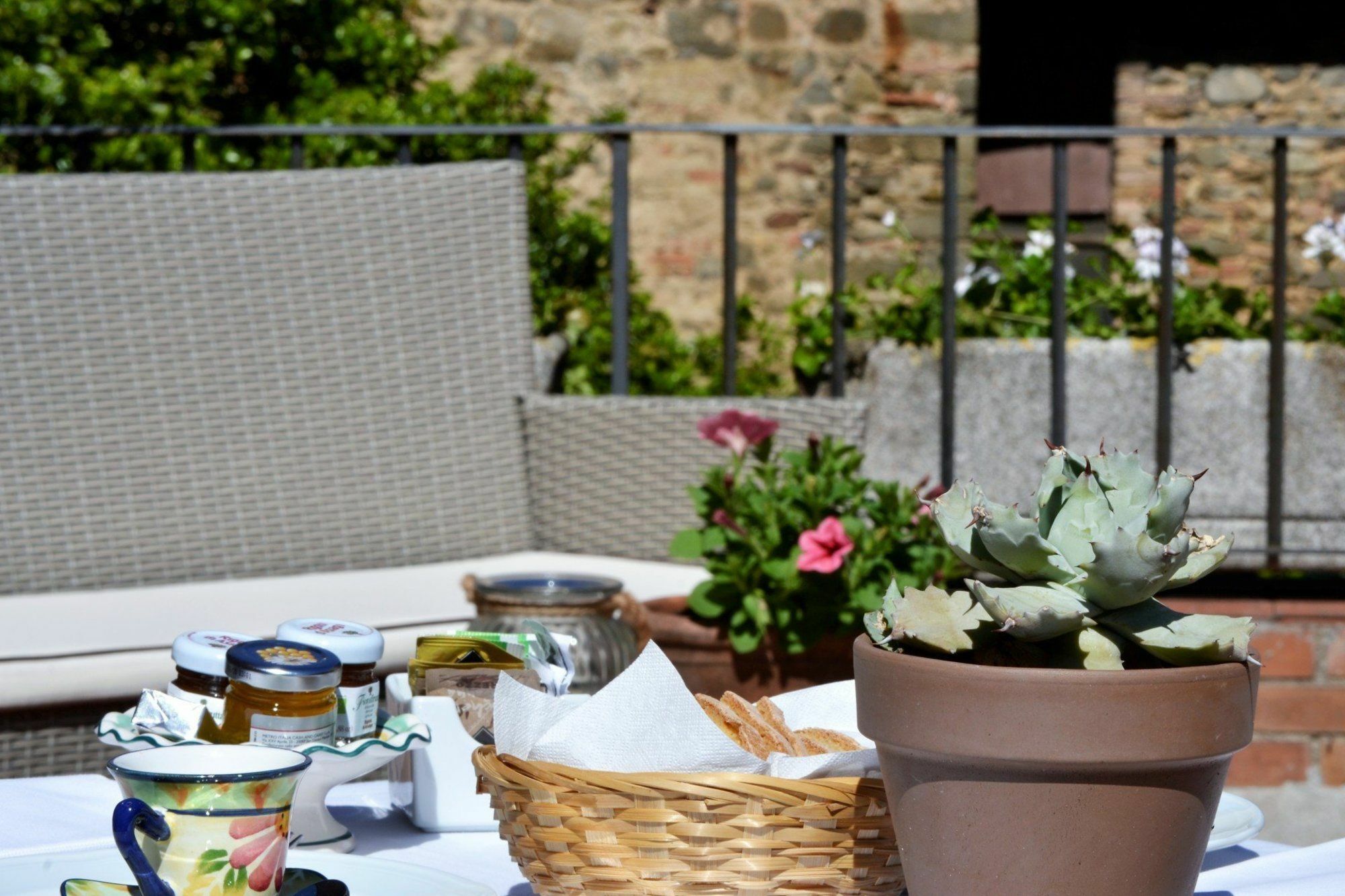 Il Palazzo Del Cardinale Bed & Breakfast Montalcino Bagian luar foto